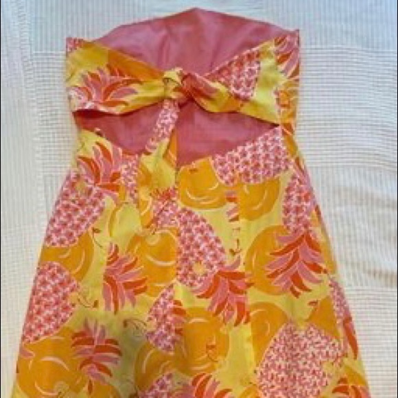 Lilly Pulitzer. Ladies S. Pina Colada print. Worn 4 times. Non smoking/cat home. - Picture 2 of 6